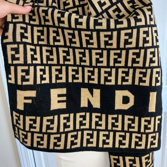 🚫SOLD🚫 Fendi Monogram Logo Unisex Scarf Brown Black Made In Italy Luxury Brand - Picture 5 of 8